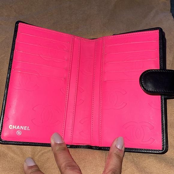 Chanel preloved cambon French wallet in great condition has authentic sticker. - Picture 9 of 14